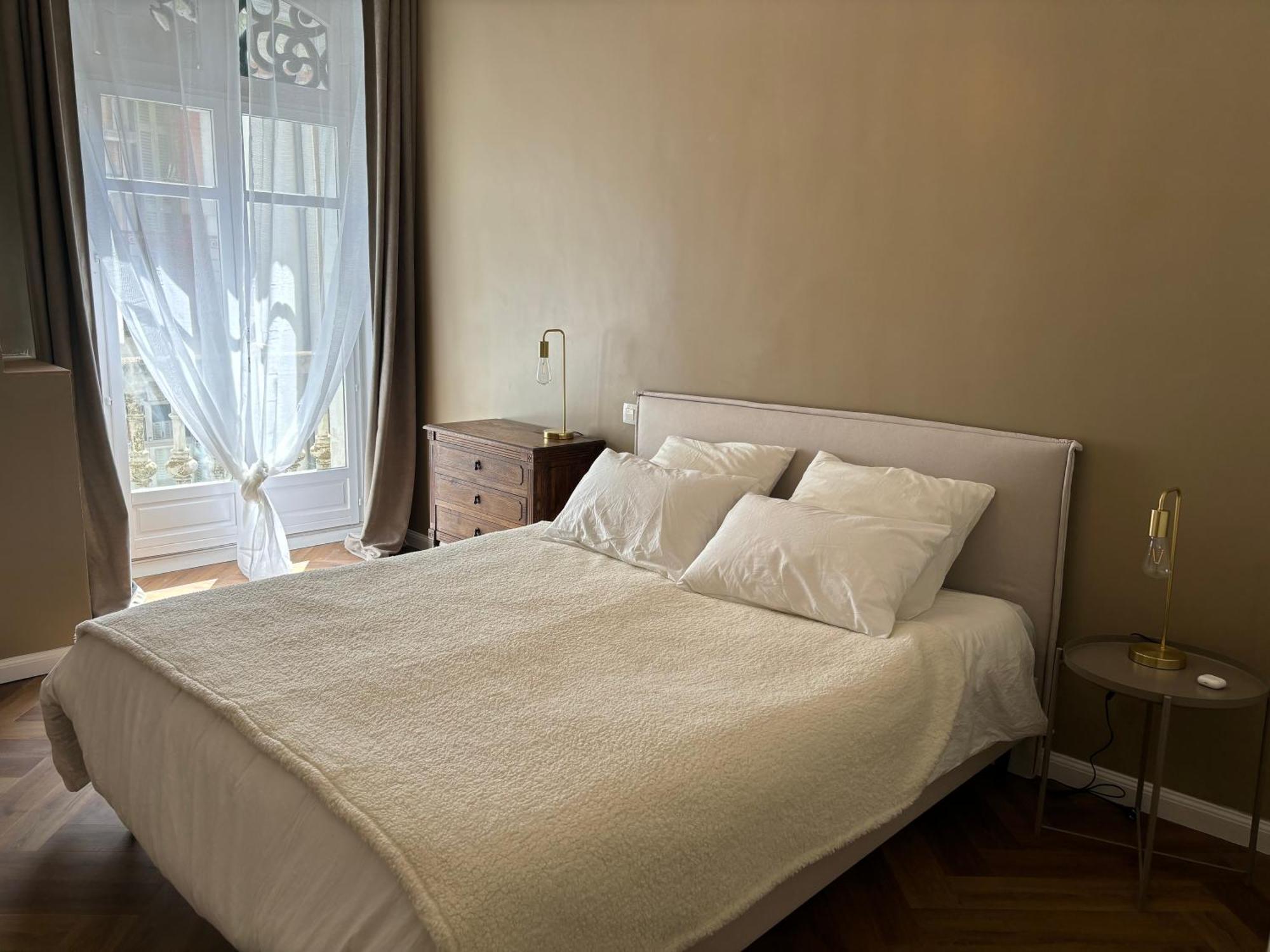 Magnifique Renove Apartment Bagneres-de-Bigorre